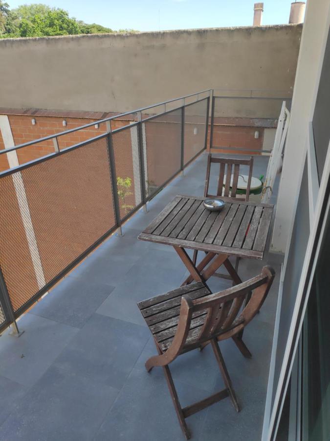 Apartment Close To The Beach With Free Parking Badalona Exterior foto